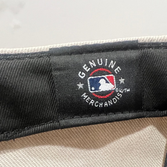 New Era, 59Fifty Fitted Hat, New York Yankees, Brown & Tan - Picture 8 of 10